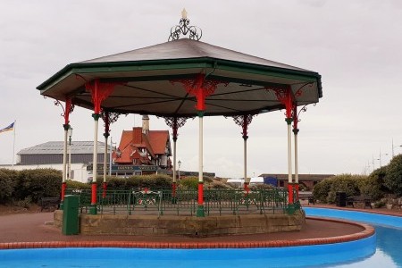 Promenade Gardens